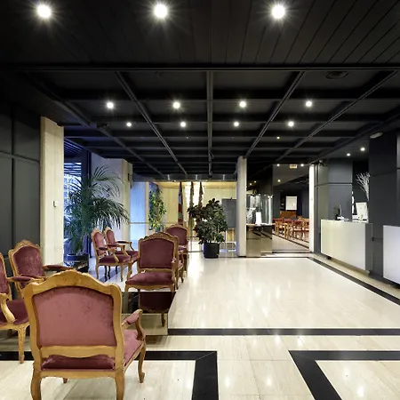 Crisol Puerta De Hotel