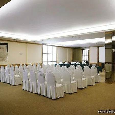 Crisol Puerta De Hotel Burgo
